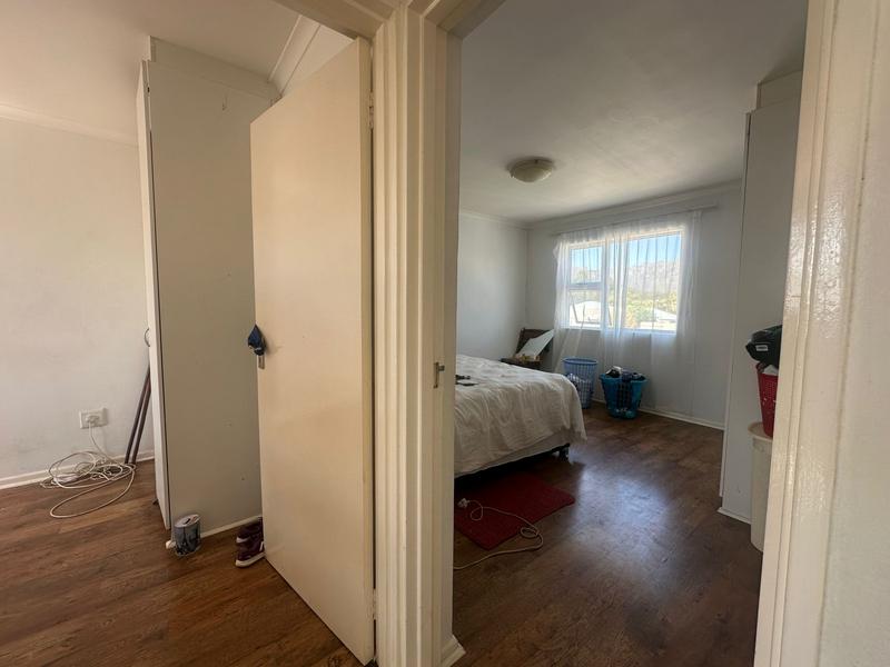 2 Bedroom Property for Sale in Sir Lowrys Pass Village Western Cape